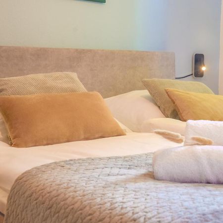 Milpau Buer 2 - Modernes Apartment Mit Queensize-Bett, Netflix, Nespresso, Waschmaschine & Smart Tv Gelsenkirchen Exterior photo